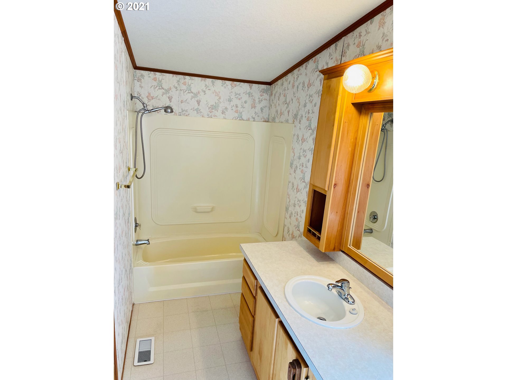 34720 Millard Road, Unit 7 Warren, OR 97053 - Photo 15 of 16 Gallery Image 15