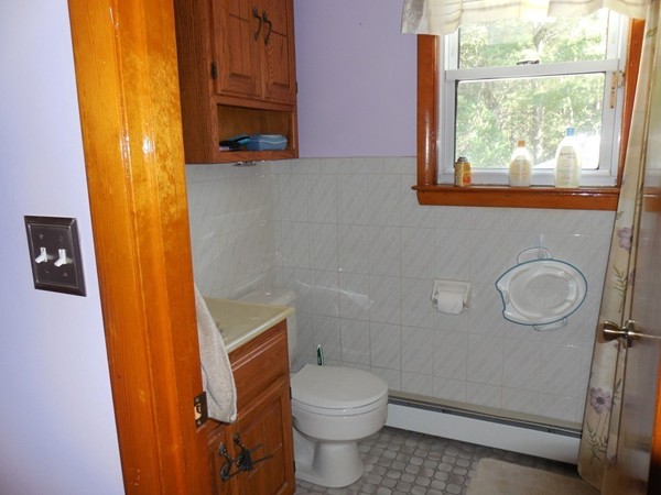 54 Lillian Road Stoughton, MA 02072 - Photo 7 of 18 Gallery Image 7