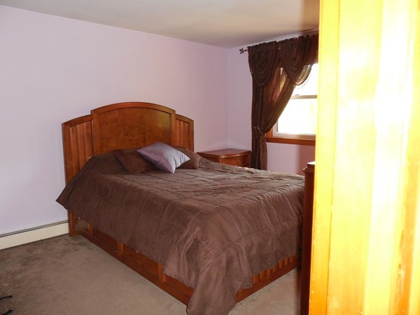 54 Lillian Road Stoughton, MA 02072 - Photo 9 of 18 Gallery Image 9