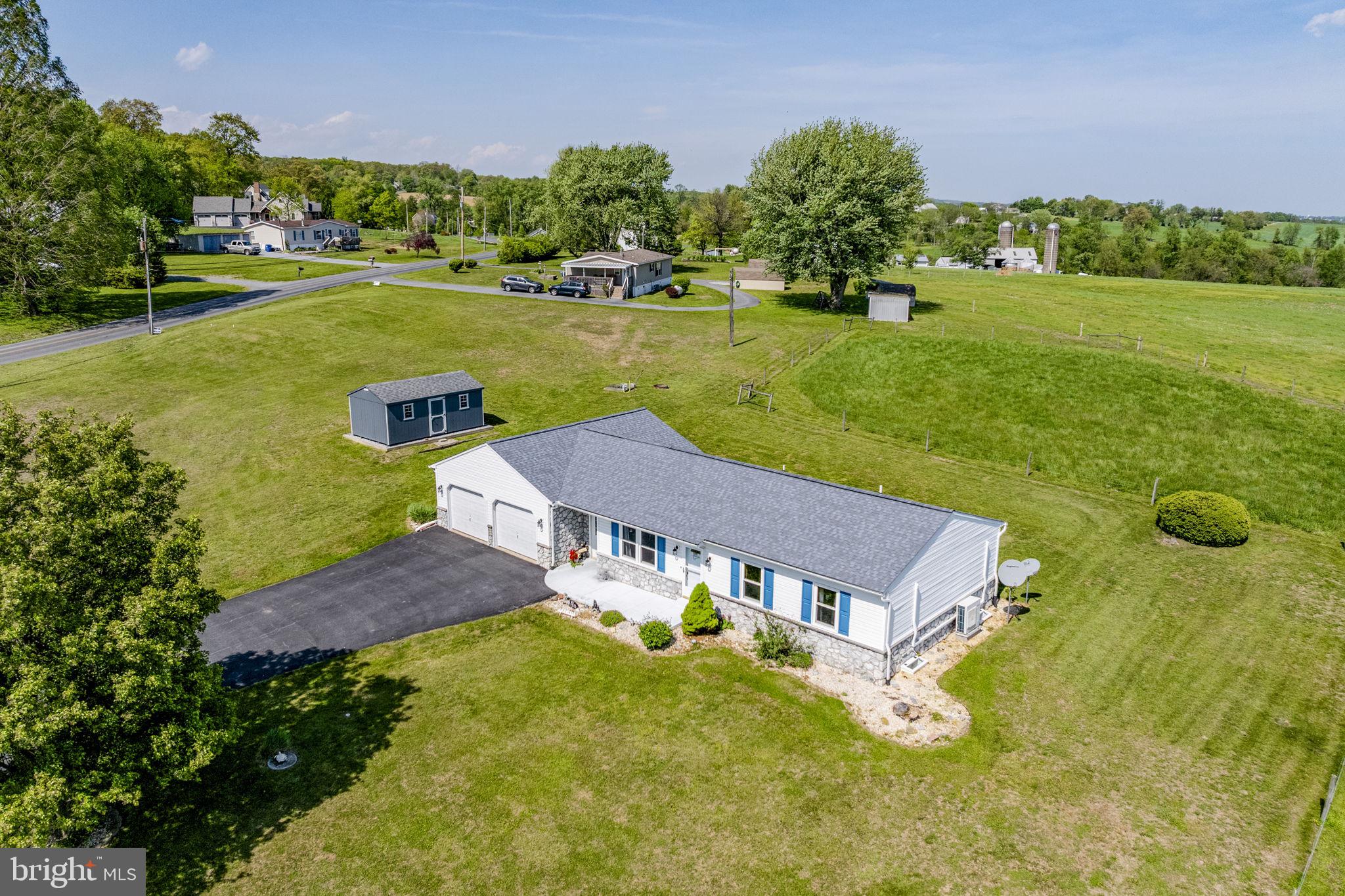 481 Meetinghouse Road Gap, PA 17527 - Photo 4 of 49