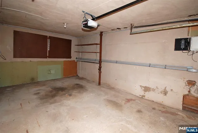 a view of a storage & utility room