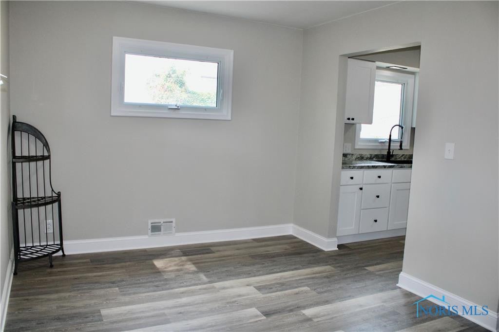5023 Trimble Road Toledo, OH 43613 - Photo 10 of 38 Gallery Image 10