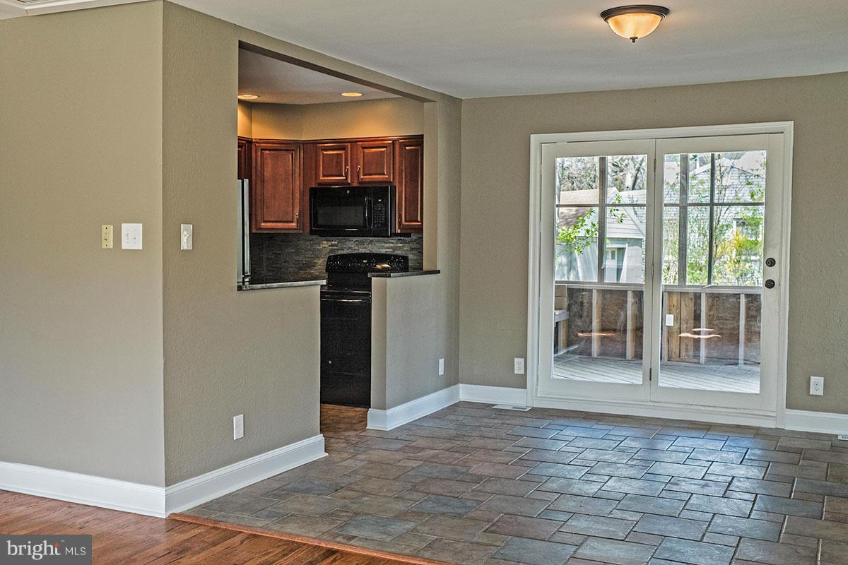 7214 Campfield Road Baltimore, MD 21207 - Photo 22 of 27 Dining Room