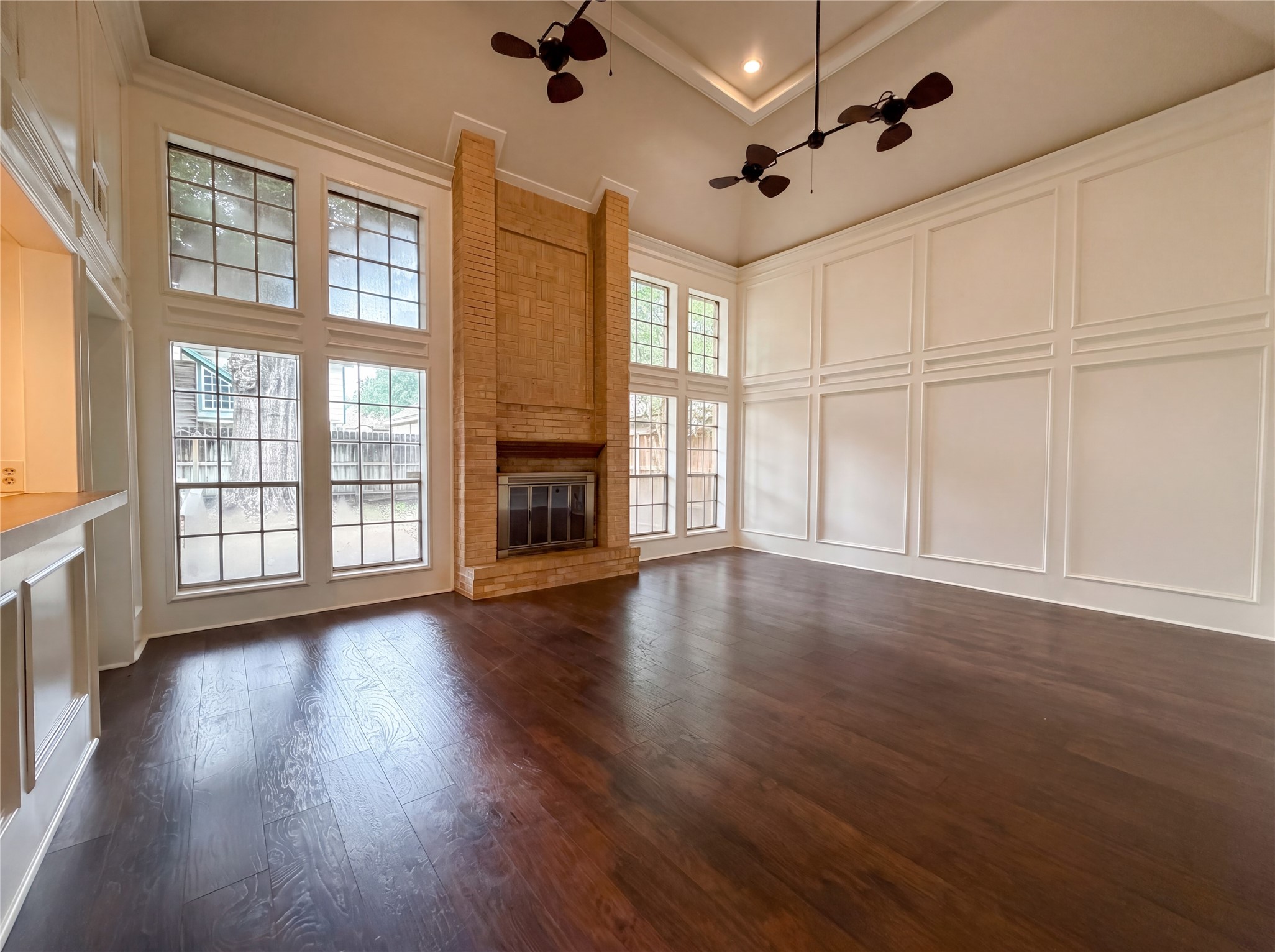 6902 Fawncliff Drive Houston, TX 77069 - Photo 3 of 26