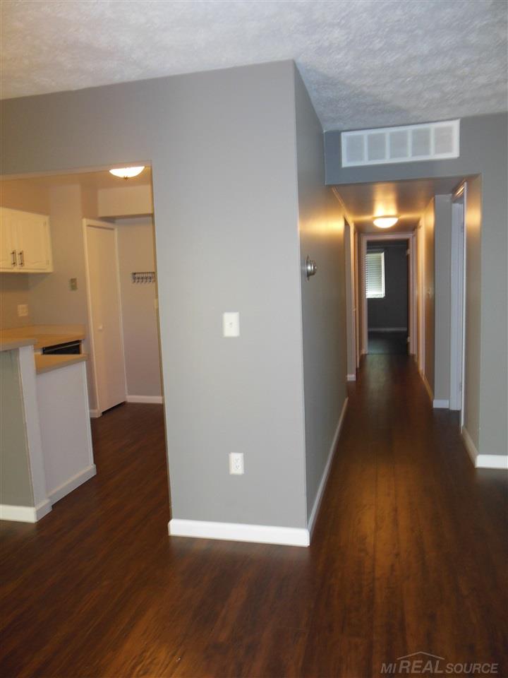 1695 Riverside Drive, Unit BUILDING 5 11 Rochester Hills, MI 48309 - Photo 15 of 26