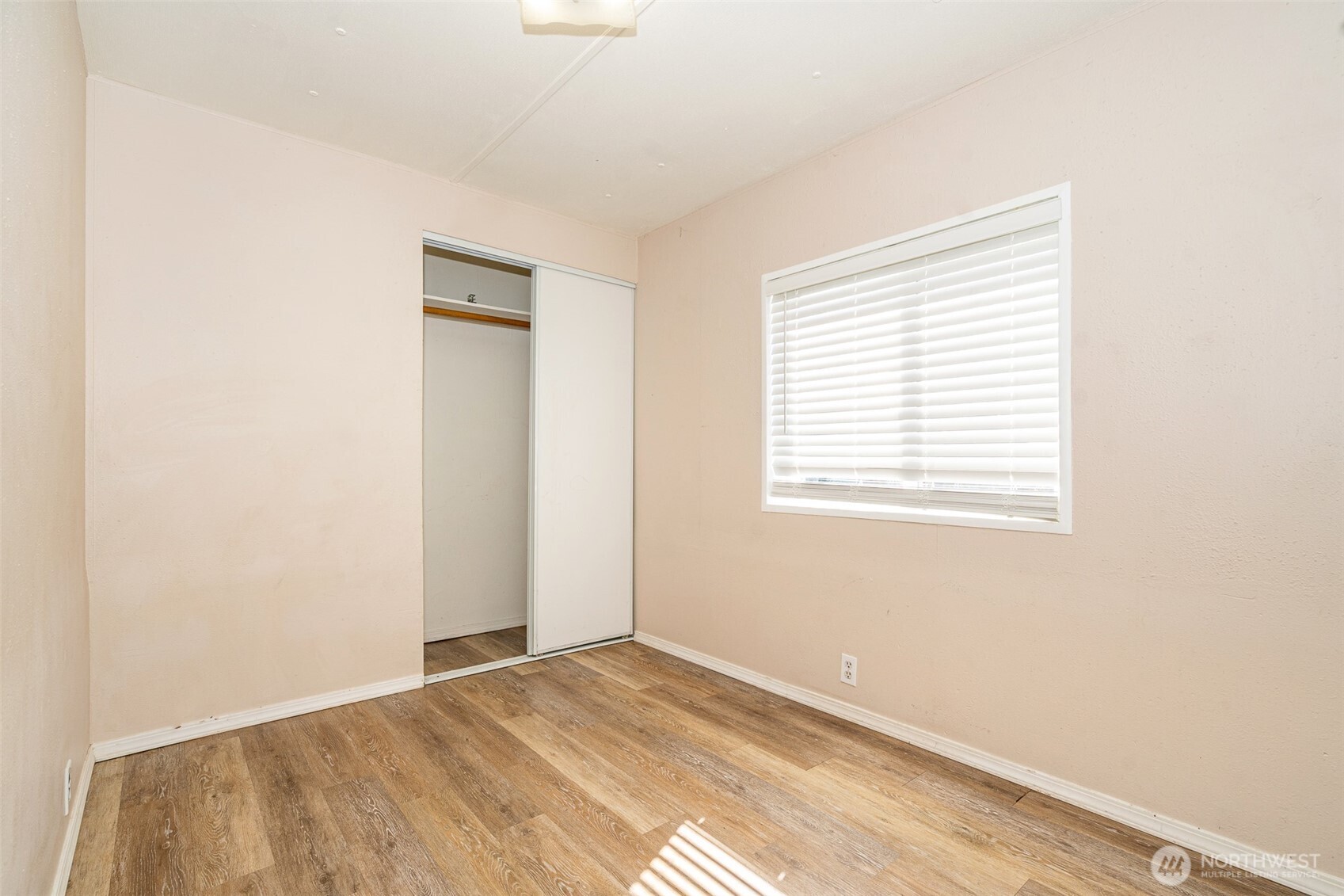 1002 Riepma Avenue Oak Harbor, WA 98277 - Photo 13 of 25