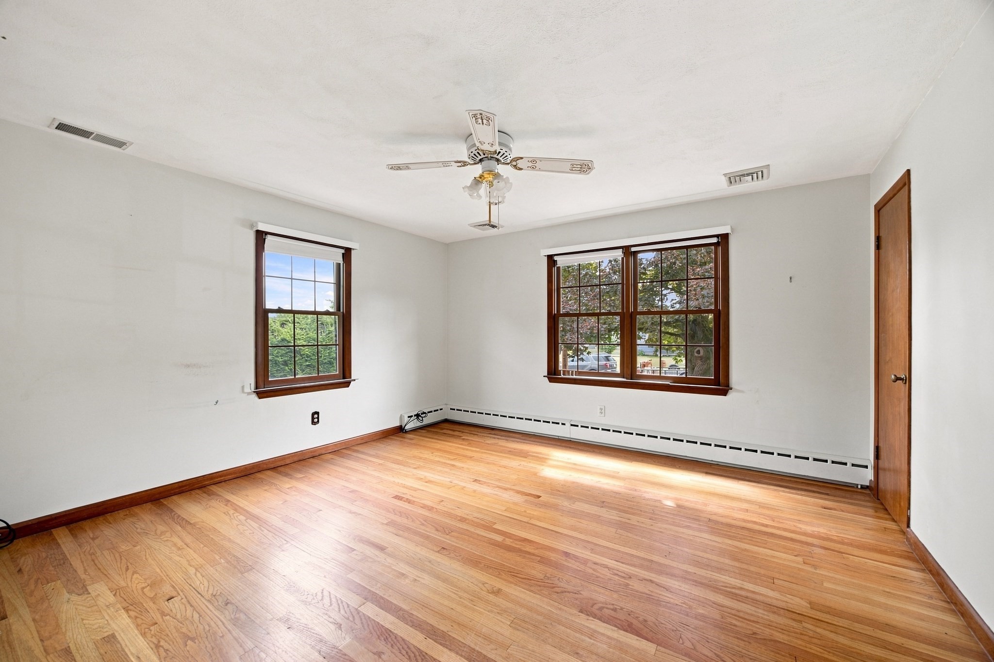 37 Charles Hill Road Holyoke, MA 01040 - Photo 19 of 32 Gallery Image 19