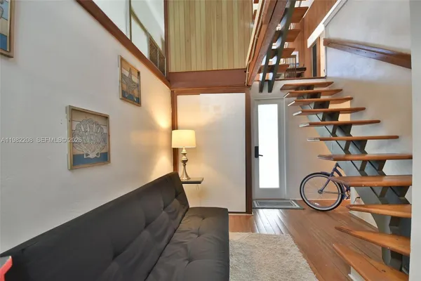 a view of entryway with a front door