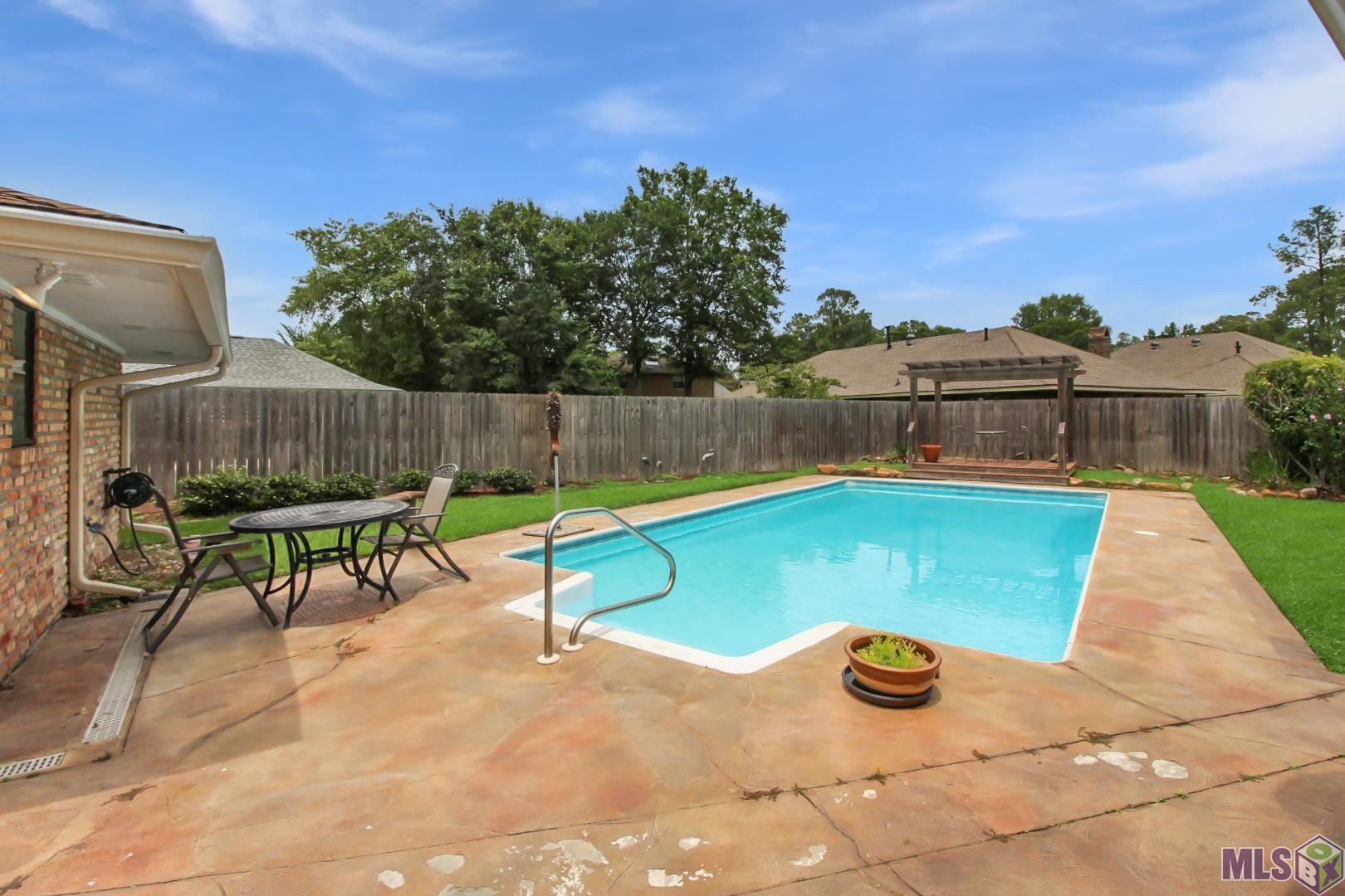 14061 Woodland Ridge Boulevard Baton Rouge, LA 70816 - Photo 14 of 16 Gallery Image 14
