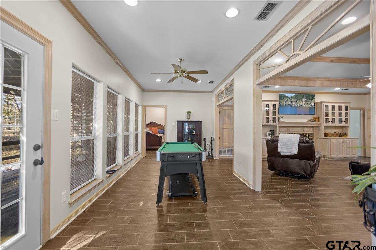 1336 Bridle Path Lane Hideaway, TX 75771 - Photo 31 of 48 a living room with furniture