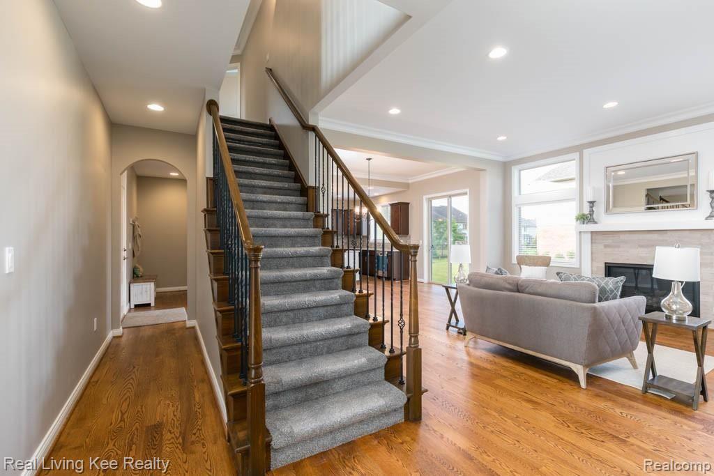 2715 Brook View Lane Troy, MI 48085 - Photo 5 of 41