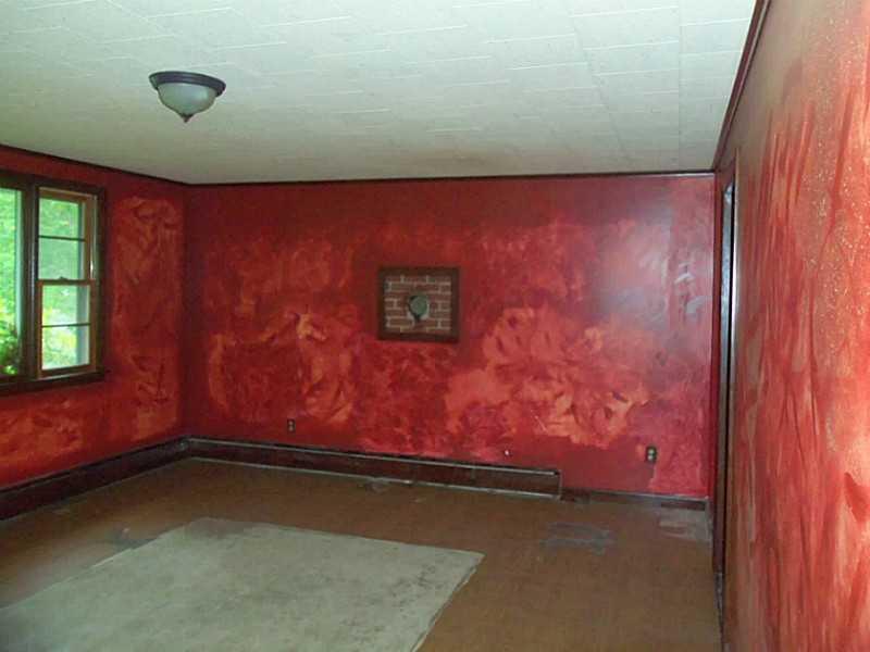 206 Post Road Bowdoin, ME 04287 - Photo 6 of 17 Living Room.