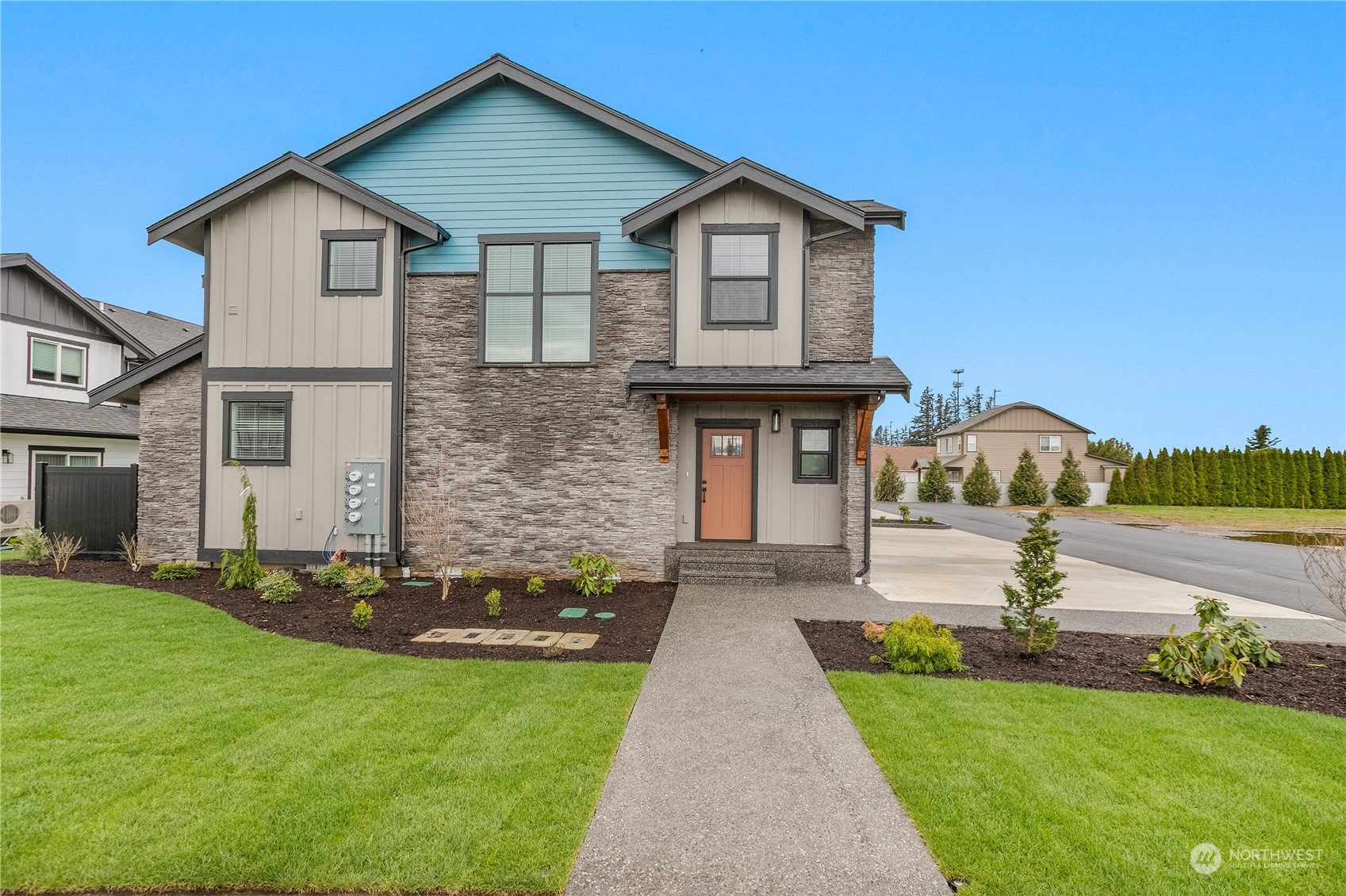 2217 Dejong Drive Lynden, WA 98264 - Photo 8 of 28 a front view of a house with a yard