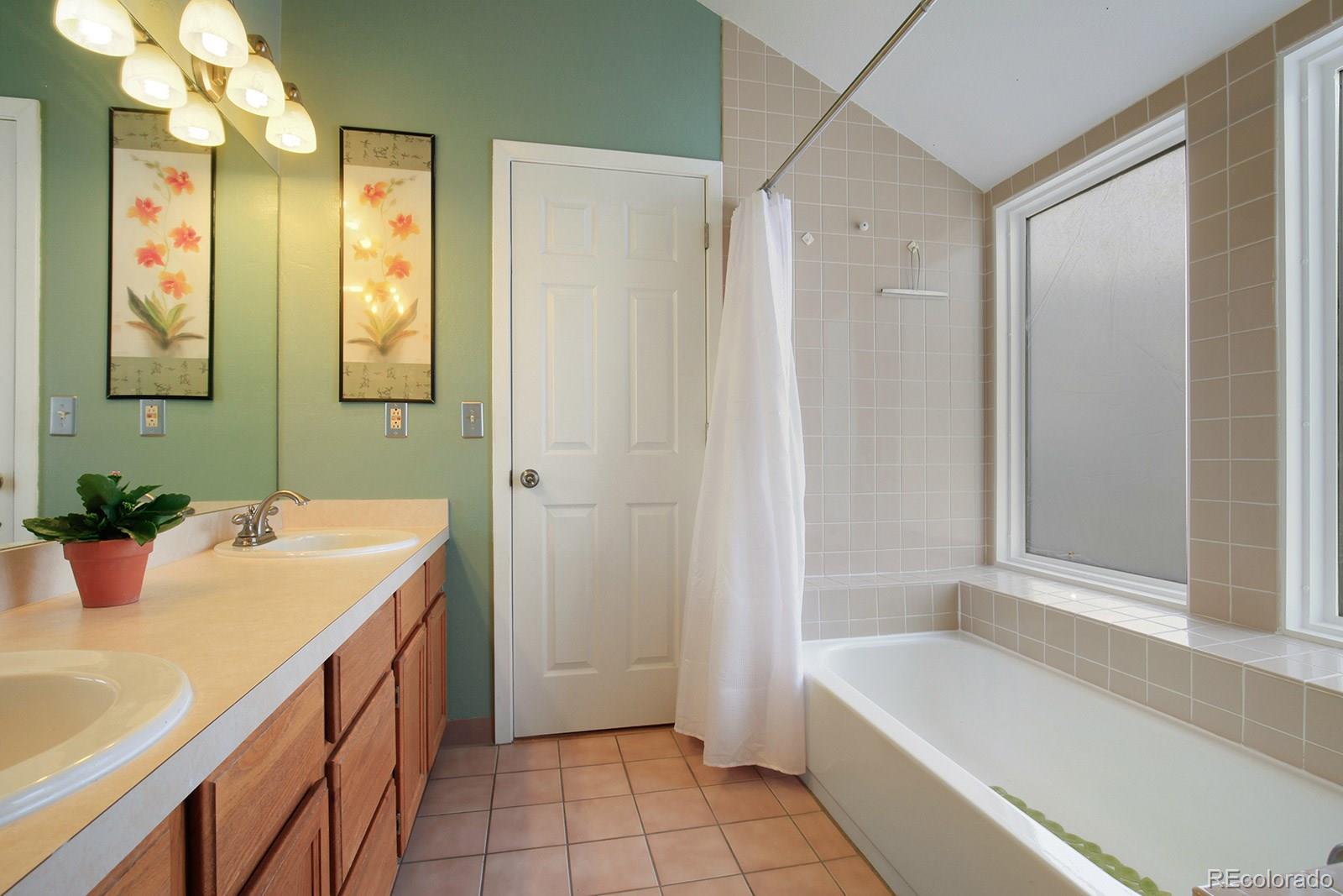 23571 Genesee Village Road, Unit H Golden, CO 80401 - Photo 17 of 23 Gallery Image 17