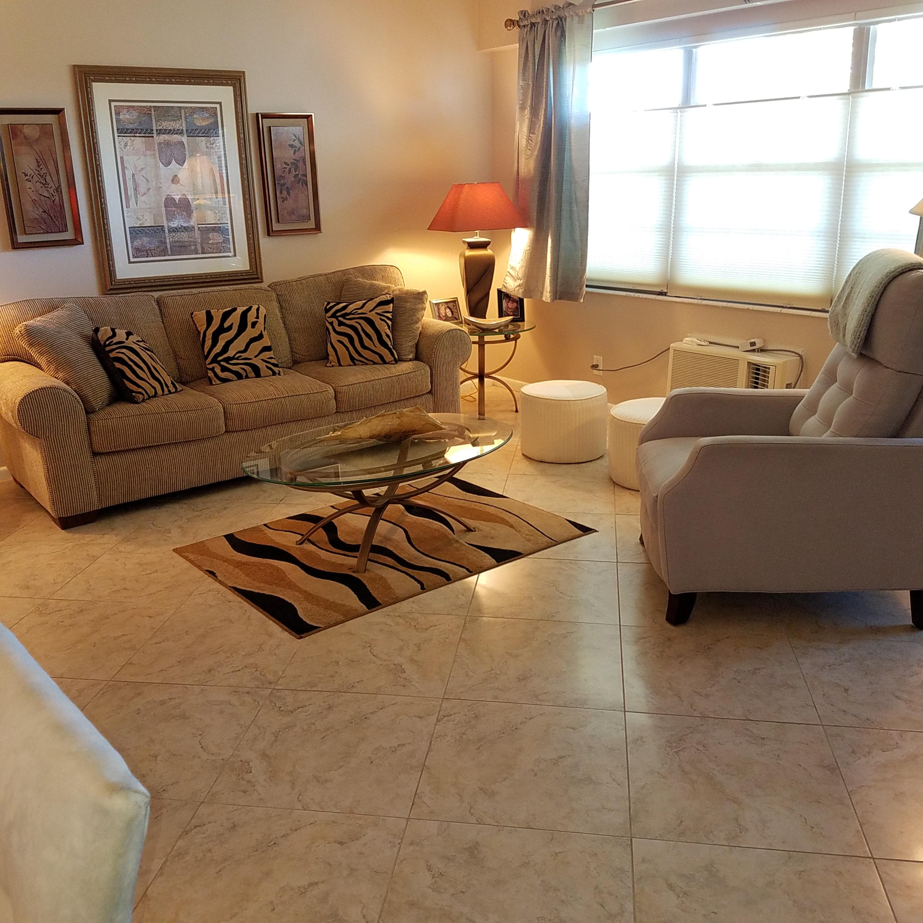 202 Preston F, Unit 202 Boca Raton, FL 33434 - Photo 4 of 24 20180316_151626