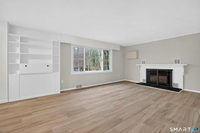 $350,000 | 75 Forge Hill Road, Voluntown, CT 06384