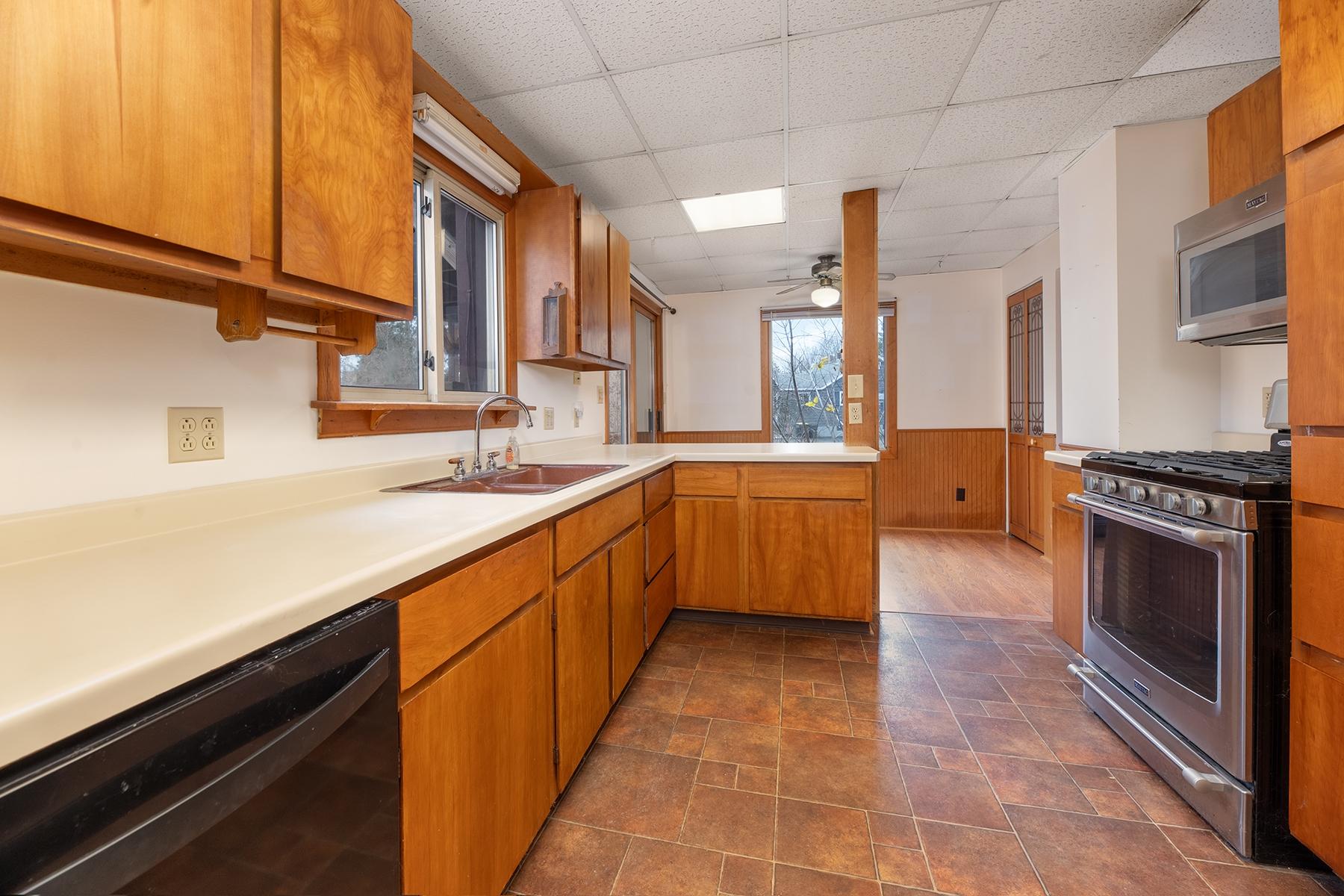 608 North Pelham Street Rhinelander, WI 54501 - Photo 2 of 22 Gallery Image 2