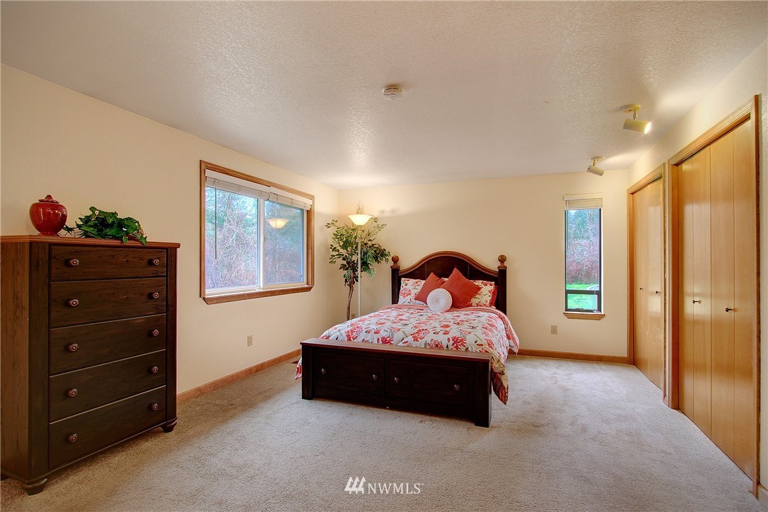 20138 Southeast 145th Street Renton, WA 98059 - Photo 12 of 24 Gallery Image 12