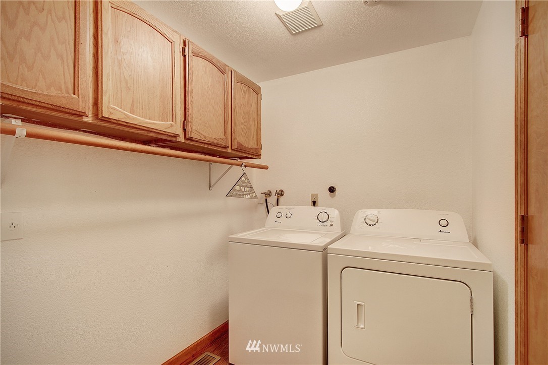 20138 Southeast 145th Street Renton, WA 98059 - Photo 14 of 24 Gallery Image 14