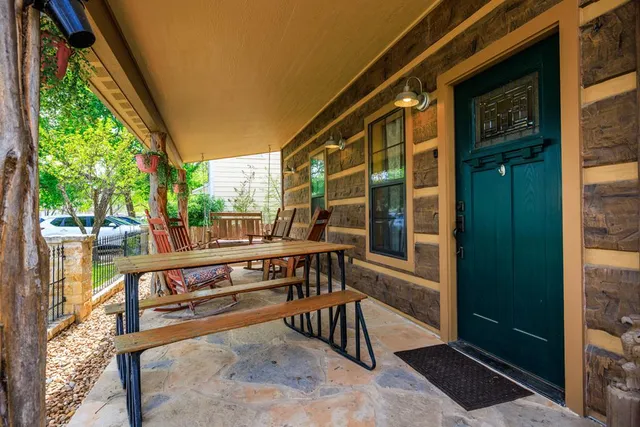 $1,499,000 | 202 South Bowie Street, Fredericksburg, TX 78624