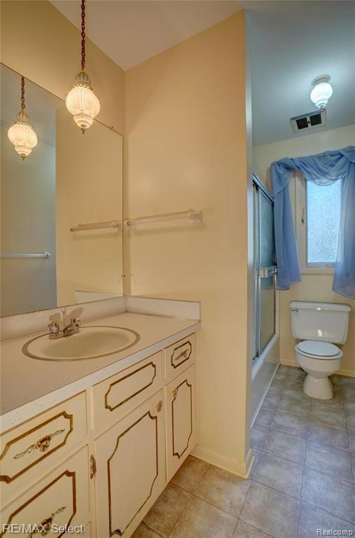 4134 Calkins Road Flint, MI 48532 - Photo 34 of 44