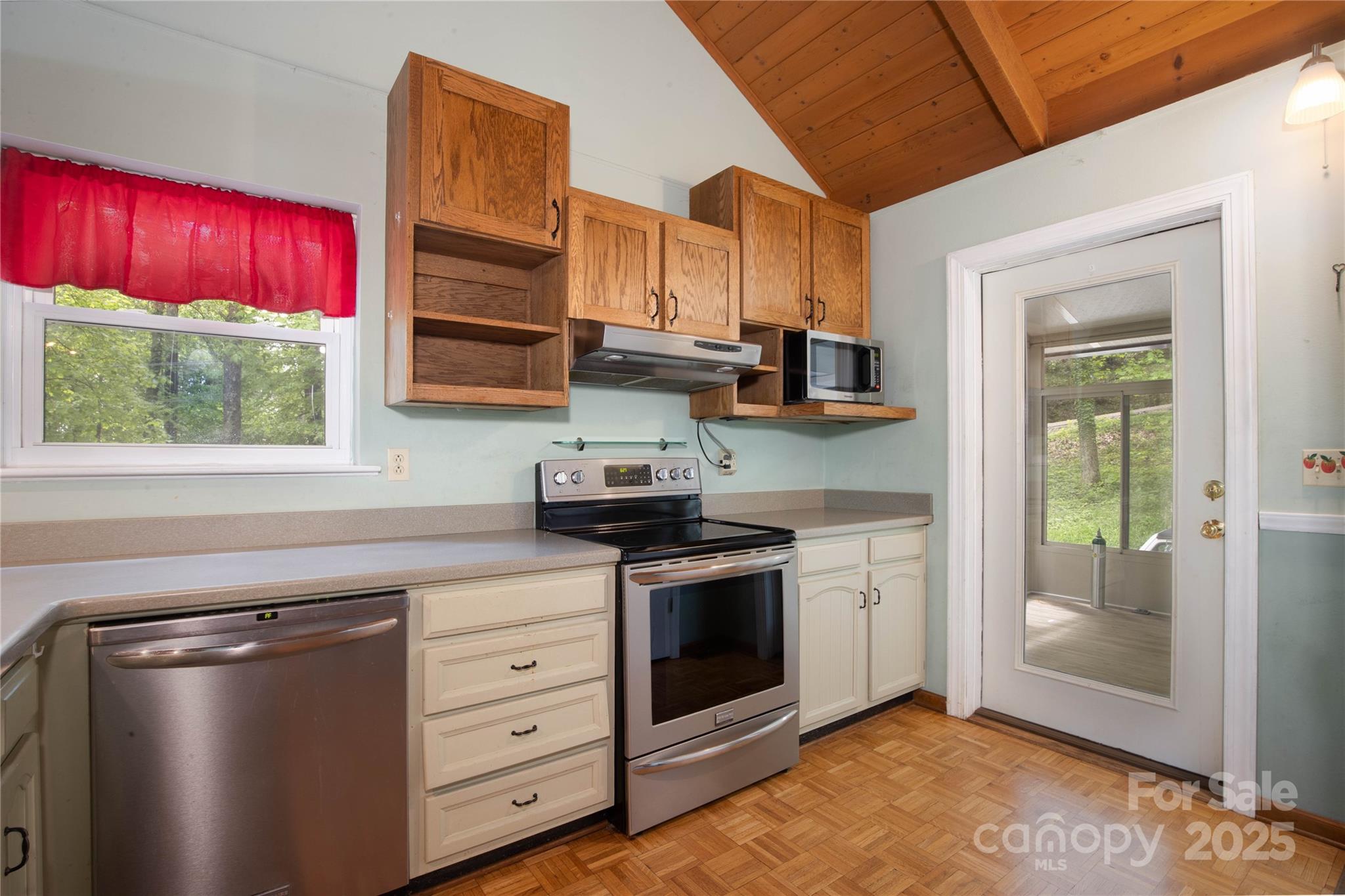 1 Spring Road Spruce Pine, NC 28777 - Photo 19 of 39 Gallery Image 19