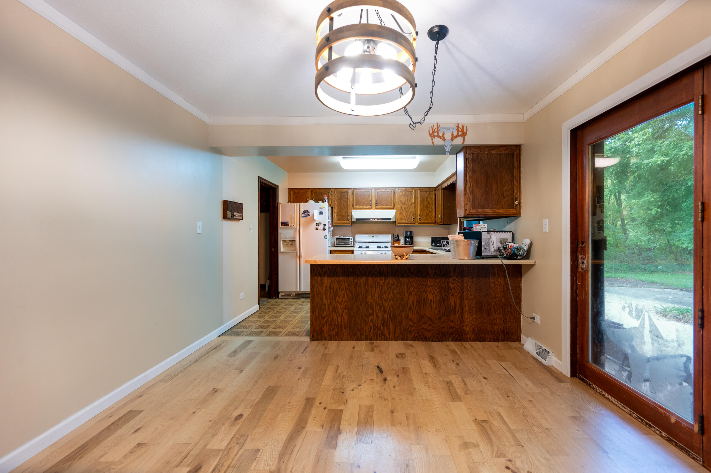 52168 Highway 131 Three Rivers, MI 49093 - Photo 8 of 18 20230908073556-HDR