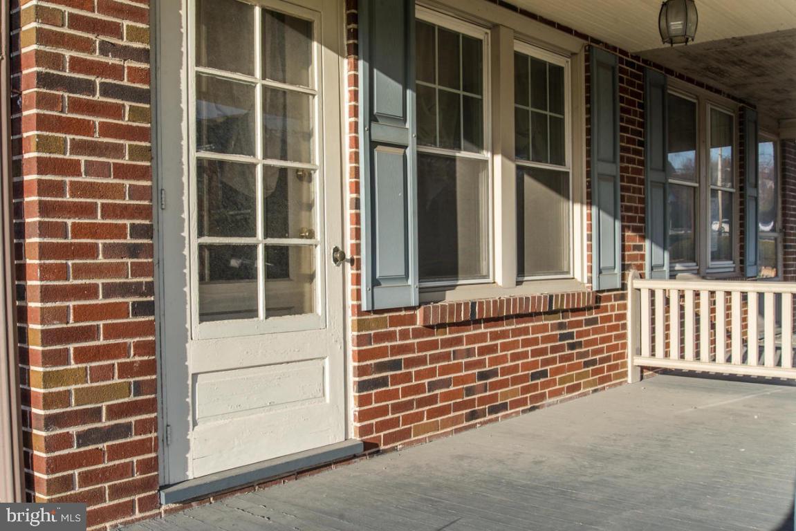 37 Bethany Road Ephrata, PA 17522 - Photo 3 of 18 Gallery Image 3