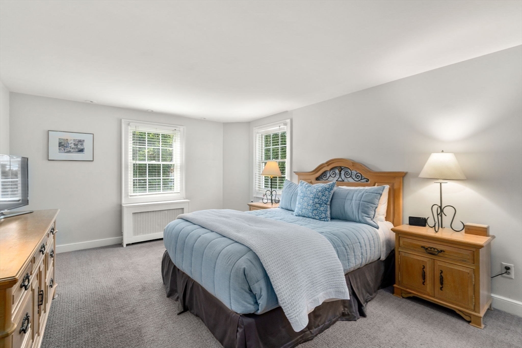 6 Wilde Road Wellesley, MA 02481 - Photo 14 of 35