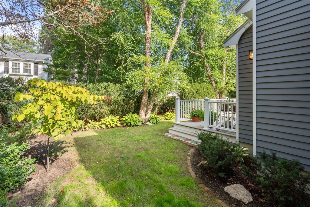 6 Wilde Road Wellesley, MA 02481 - Photo 29 of 35