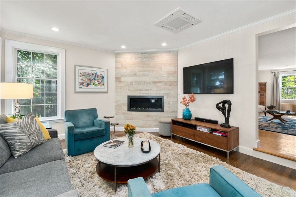 6 Wilde Road Wellesley, MA 02481 - Photo 6 of 35