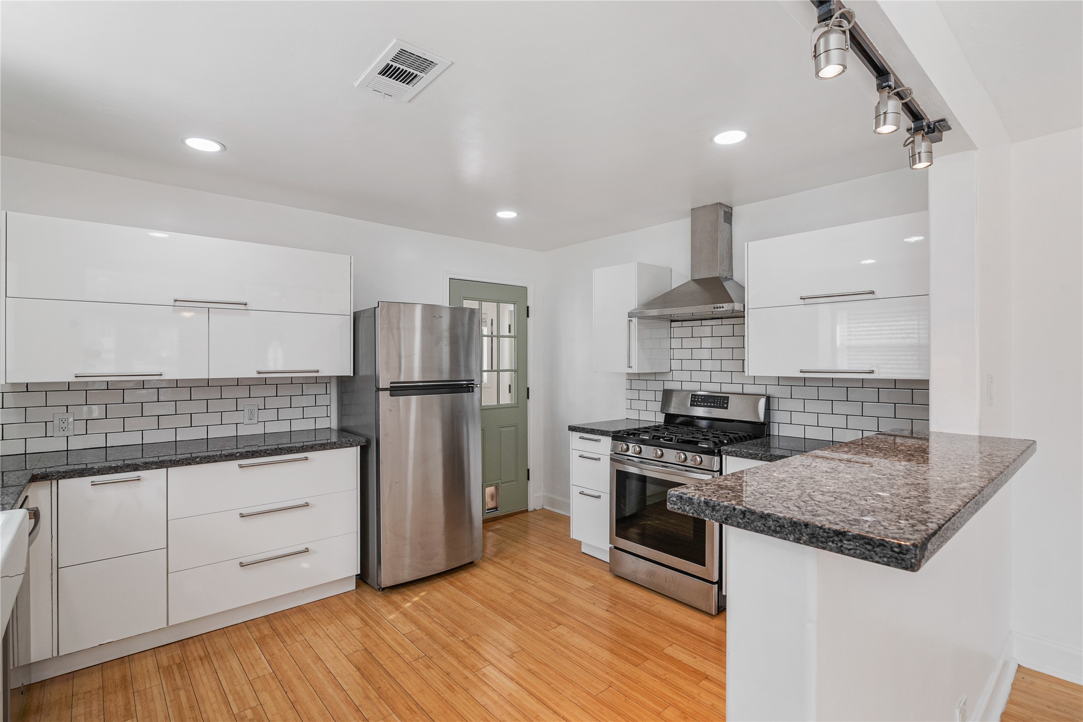 320 Coronado Street, Unit A Houston, TX 77009 - Photo 18 of 28