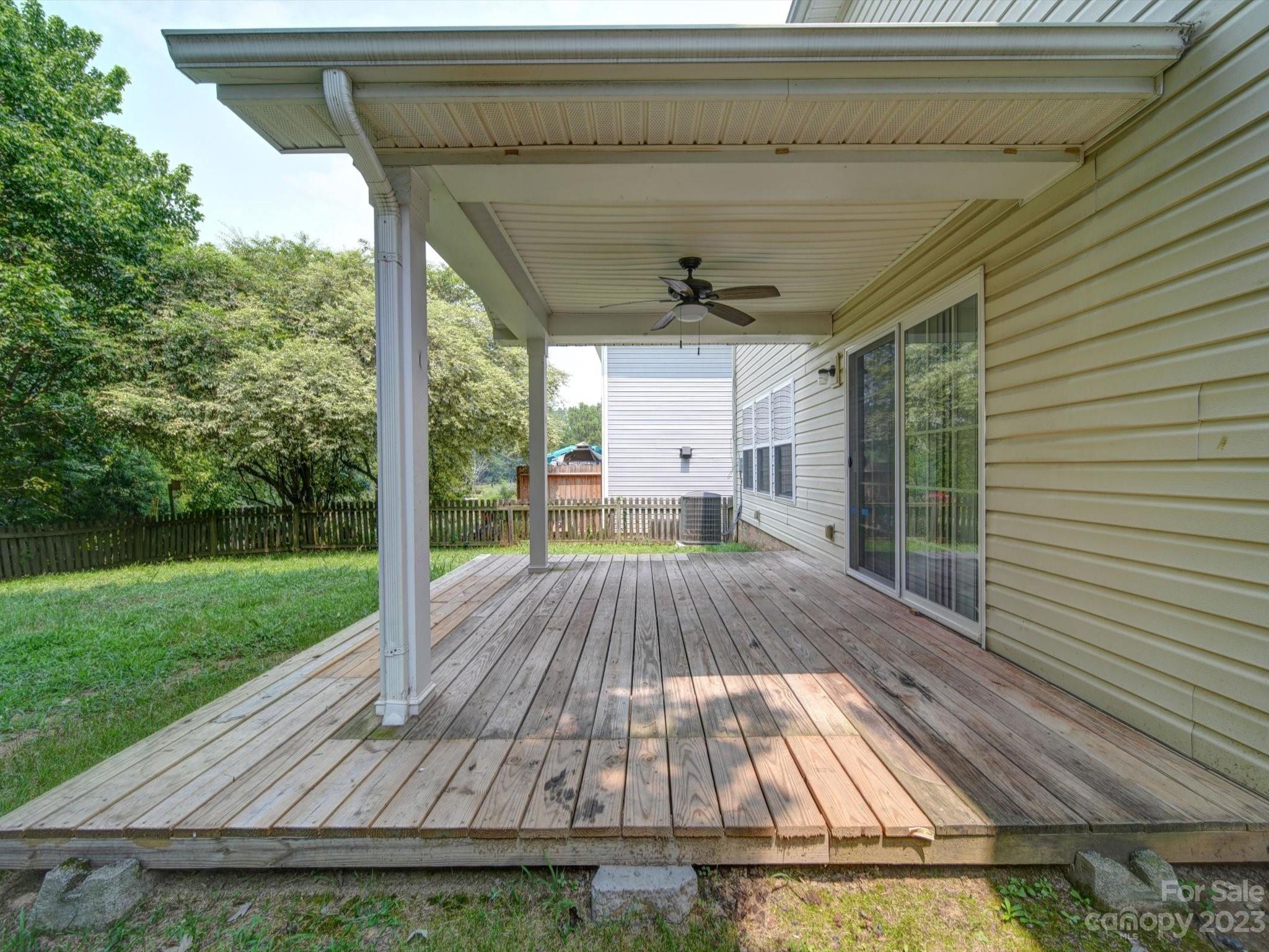 9221 Seamill Road Charlotte, NC 28278 - Photo 34 of 38