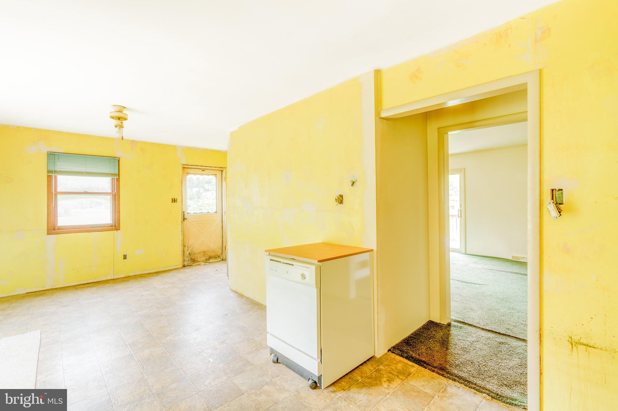 75 Perch Creek Road Elkton, MD 21921 - Photo 5 of 10 Eat-in kitchen/entrance to basement