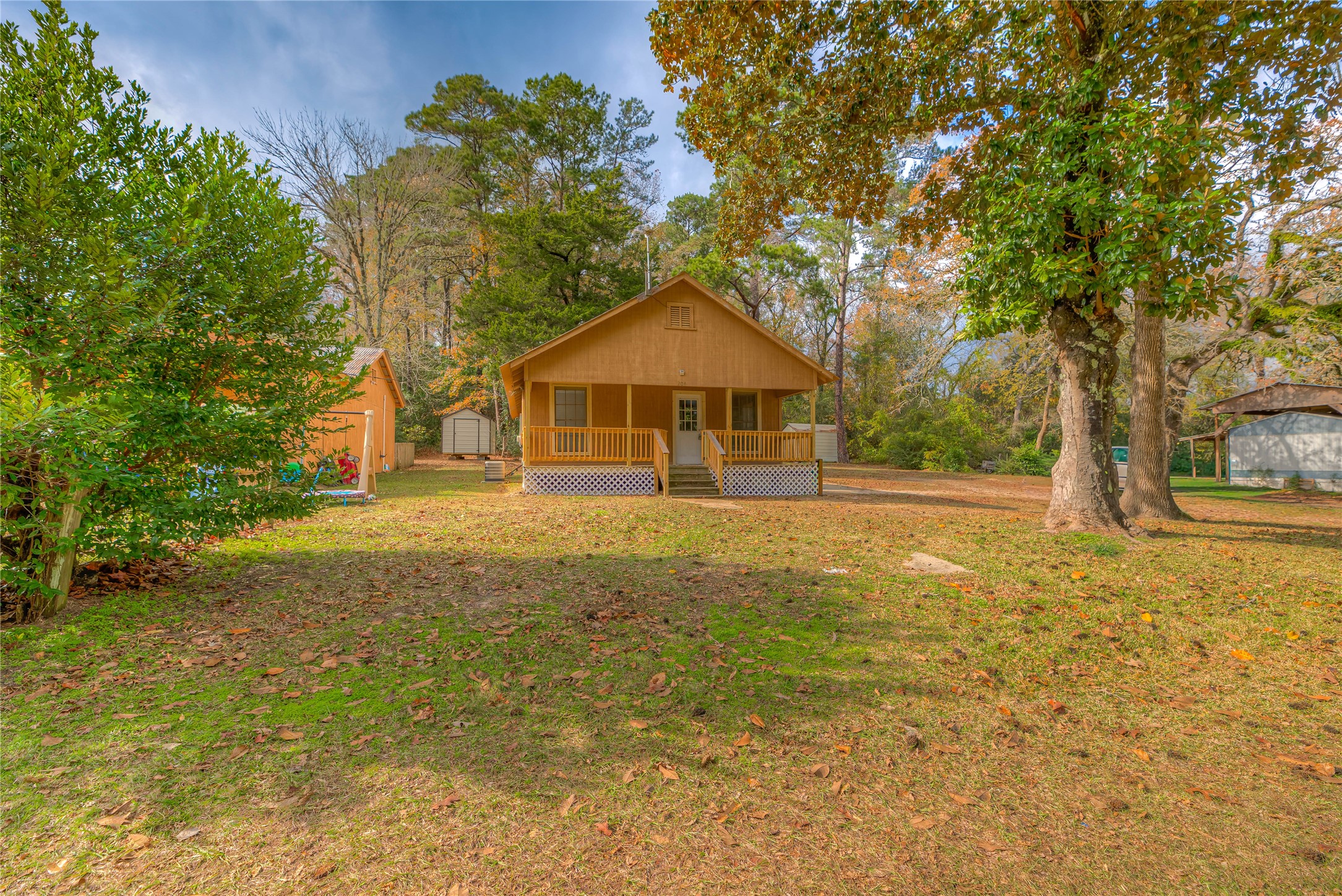 204 South Pitzer Street Colmesneil, TX 75938 - Photo 2 of 16