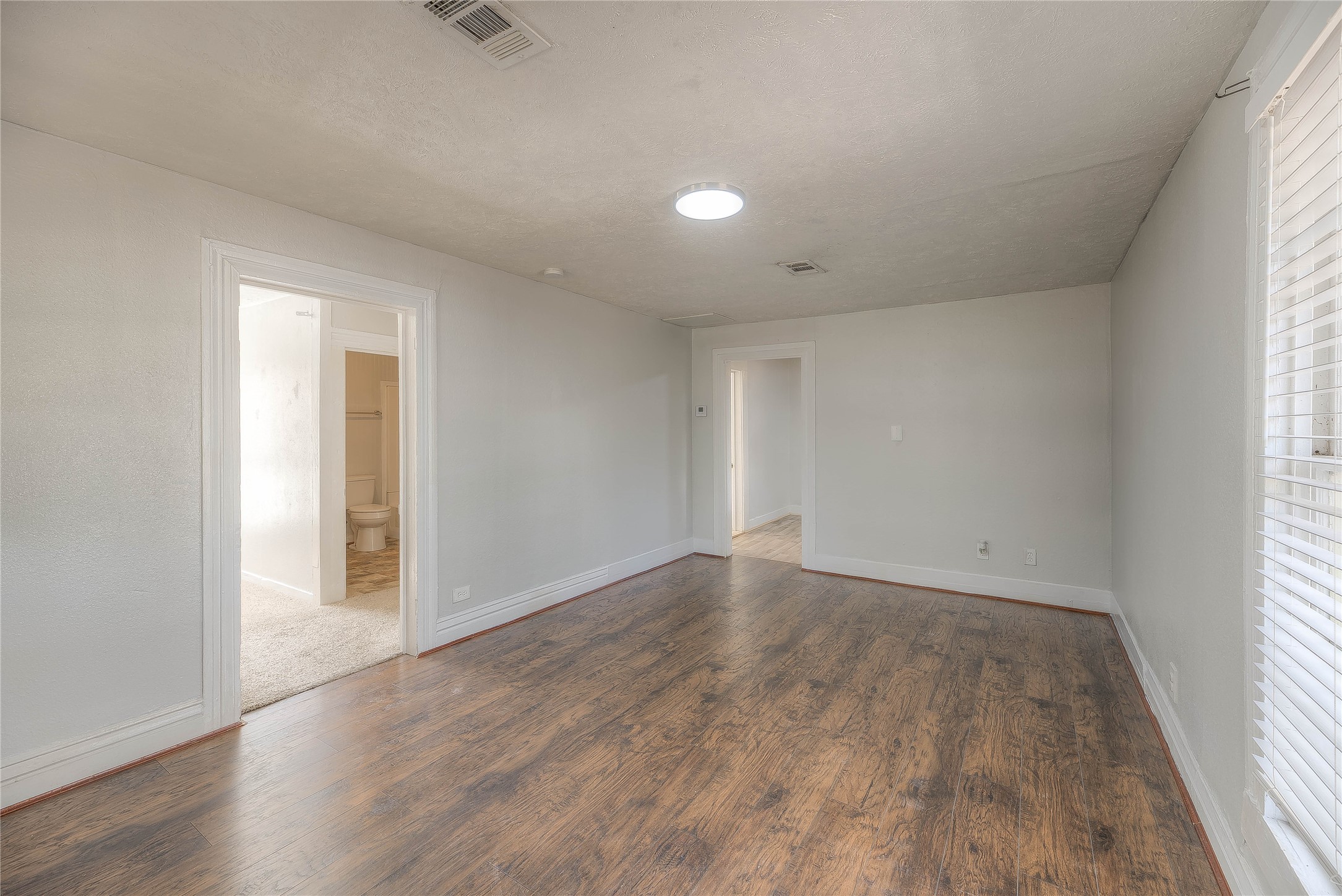 204 South Pitzer Street Colmesneil, TX 75938 - Photo 3 of 16