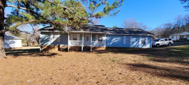 $269,900 | 207 Woodlawn Drive, Gaffney, SC 29340