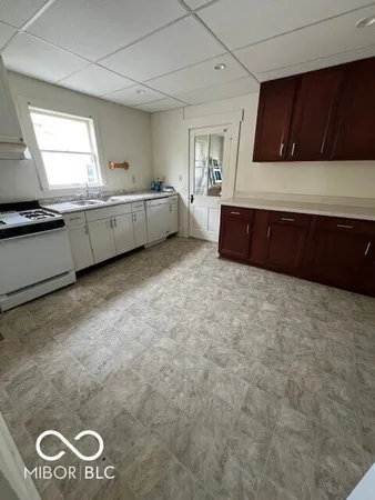 $179,900 | 34 Mildred Street, Shelbyville, IN 46176