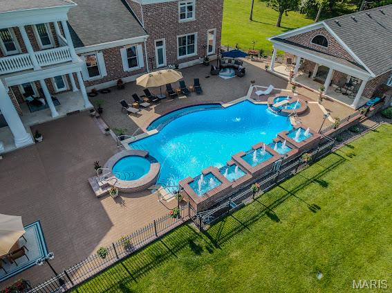 345 Coach Road Lebanon, MO 65536 - Photo 13 of 98