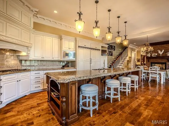 $2,999,000 | 345 Coach Road, Lebanon, MO 65536