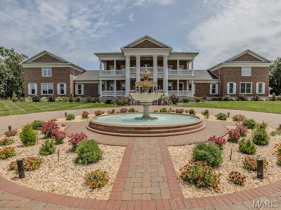 $2,999,000 | 345 Coach Road, Lebanon, MO 65536