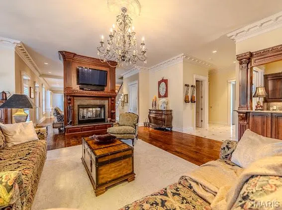 $2,999,000 | 345 Coach Road, Lebanon, MO 65536