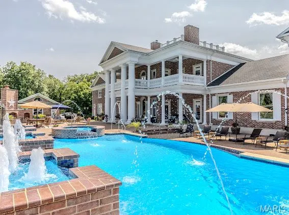 $2,999,000 | 345 Coach Road, Lebanon, MO 65536