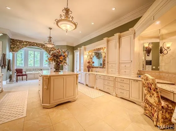 $2,999,000 | 345 Coach Road, Lebanon, MO 65536