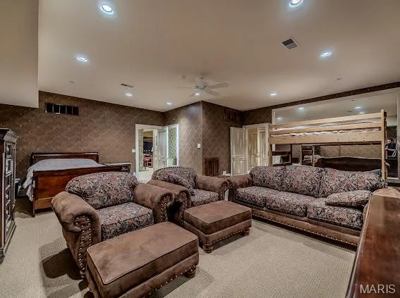 $2,999,000 | 345 Coach Road, Lebanon, MO 65536