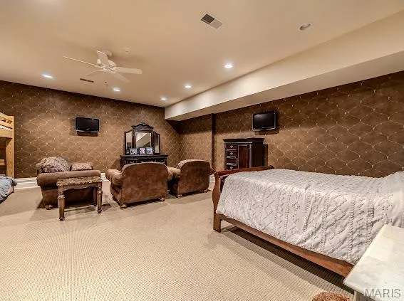 $2,999,000 | 345 Coach Road, Lebanon, MO 65536