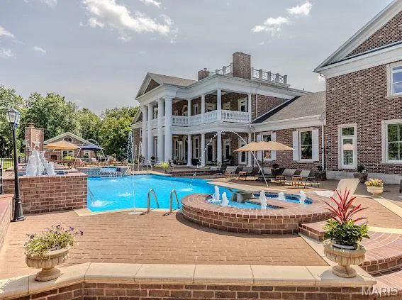 $2,999,000 | 345 Coach Road, Lebanon, MO 65536
