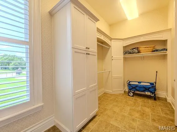 $2,999,000 | 345 Coach Road, Lebanon, MO 65536