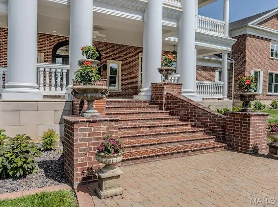 $2,999,000 | 345 Coach Road, Lebanon, MO 65536