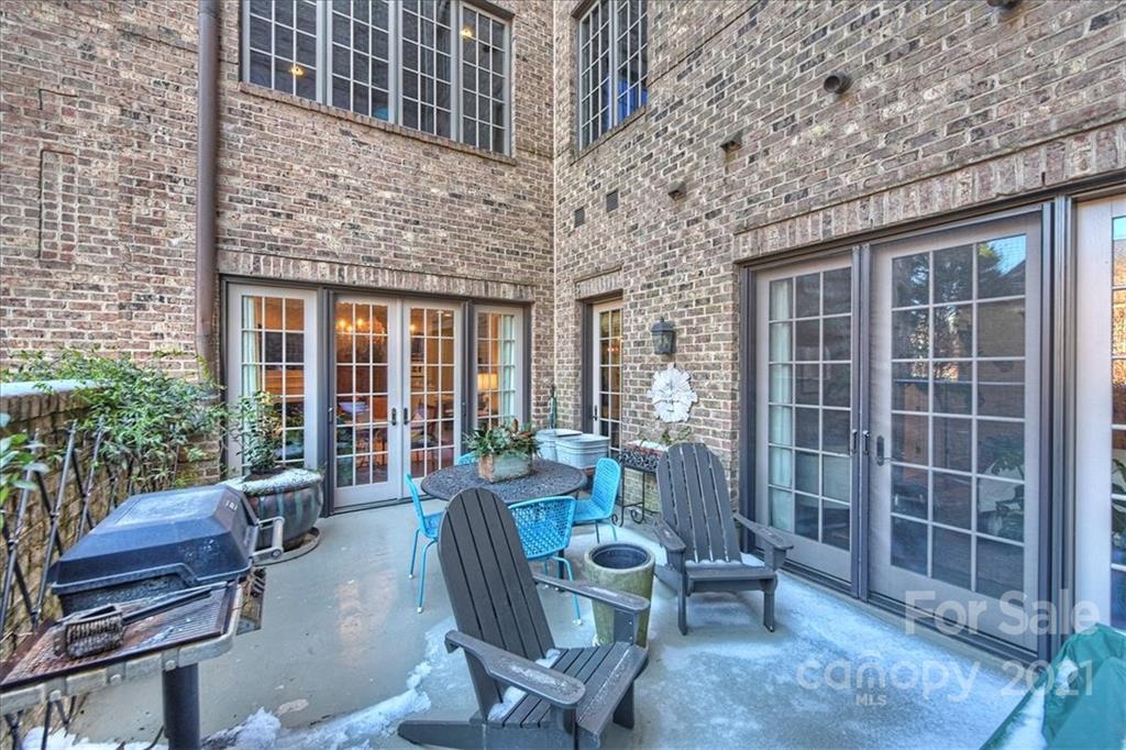 243 Queens Road, Unit 243 Charlotte, NC 28204 - Photo 23 of 27 Gallery Image 23